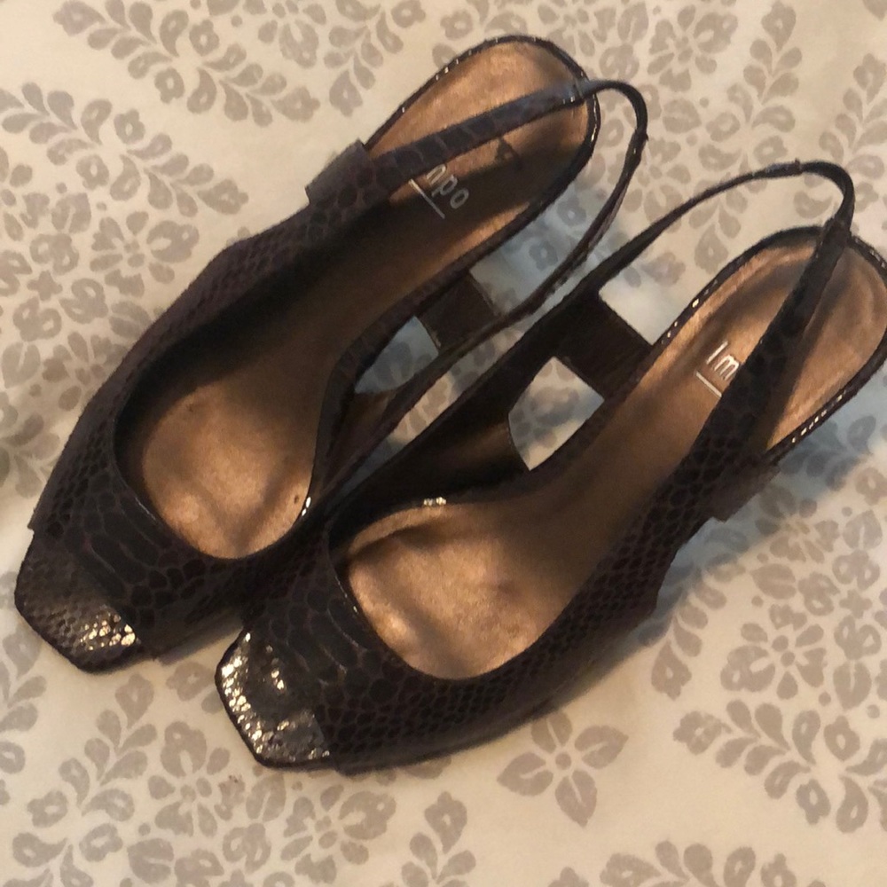 Impo brown textured open toe heels, sz 8.5